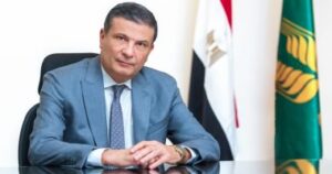 وزير الزراعة يفتتح جناح  منتجات الوزارة بمناسبة شهر رمضان بجملة ماركت بالمريوطية