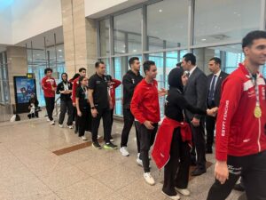 بعد تحقيق نتائج رائعة في بطولة أفريقيا للسلاح…وزير الشباب والرياضة يستقبل منتخب مصر للسلاح