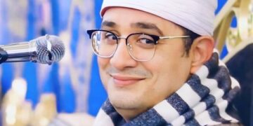 القاريء العالمي محمود الشحات أنور يهنيء المصريين بحلول شهر رمضان