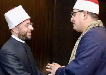 محمود الشحات يهنيء وزير الأوقاف على تجديد الثقة