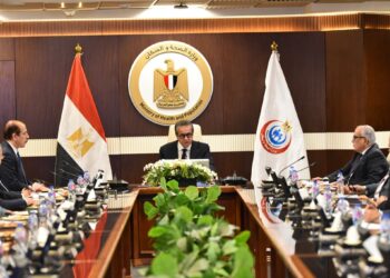 وزير الصحة يترأس اجتماع مجلس إدارة الهيئة العامة للتأمين الصحي 