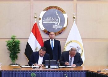 وزير النقل يشهد توقيع شراكة بين «سوبر جيت» و«بوسطة» لتوصيل الشحنات بين المحافظات في نفس اليوم