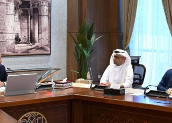 مدبولي يُكثّف المتابعة لتنفيذ “رأس الحكمة” ويؤكد الالتزام بالجداول الزمنية للمشروع التنموي الأكبر بالساحل الشمالي