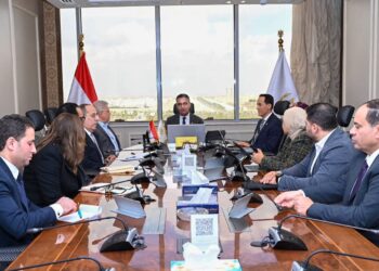 دكتور شريف فاروق وزير التموين والتجارة الداخلية… يعقد اجتماعًا مع مؤسسة حياة كريمة لتعزيز العمل المشترك