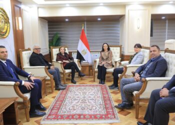 وزيرة التضامن الاجتماعي تبحث مع وفد مهرجان أسوان الدولي لأفلام المرأة ترتيبات الدورة العاشرة