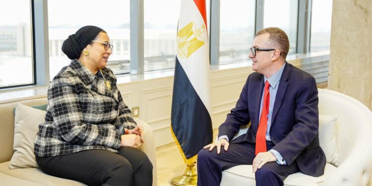 المجلس القومي للمرأة ووزارة التخطيط يطلقان إطارًا لتمكين المرأة في التنمية