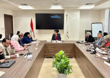 نائب وزير الصحة تتابع مؤشرات المواليد وتُسرّع تطوير الرعاية الصحية الأولية ضمن الاستراتيجية السكانية