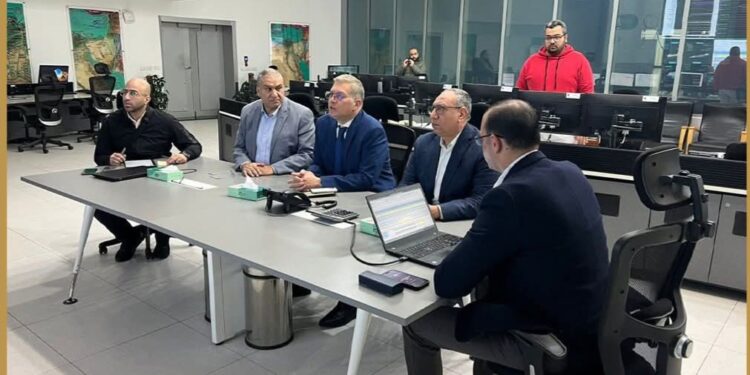 وزير البترول يتفقد مركز تحكم الشبكة القومية للغاز ويؤكد جاهزية كاملة لتأمين الإمدادات