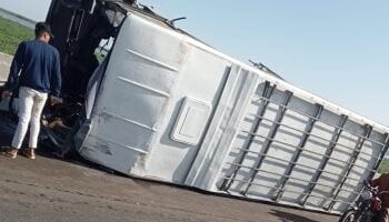 إصابة 15 شخصًا في انقلاب أتوبيس فريق كرة السلة للناشئين بالاتحاد السكندري