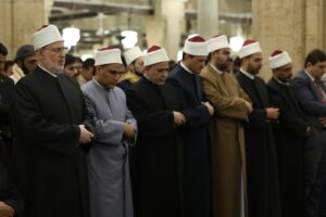 الجامع الأزهر يواصل ليالي التراويح بحضور آلاف المصلين