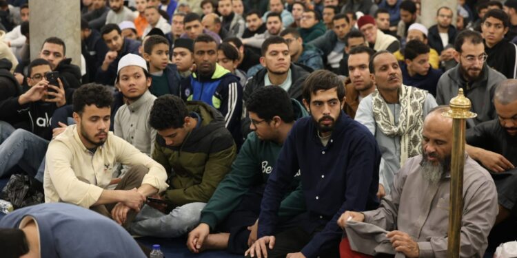 ملتقى الجامع الأزهر يناقش قضية الإلحاد ويُفند شبهاتها