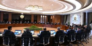 مجلس الوزراء ينعي “شيخ الإذاعيين” فهمي عمر رئيس الإذاعة المصرية الأسبق