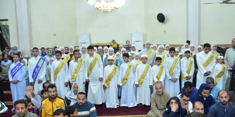 تكريم حفظة القرآن الكريم بمسجد المهندس محمود العربي بالمنوفية