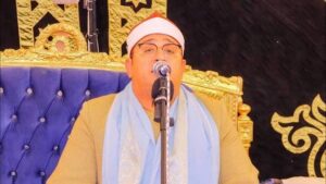 استقبال حافل للقاريء العالمي محمود الشحات بالبحرين