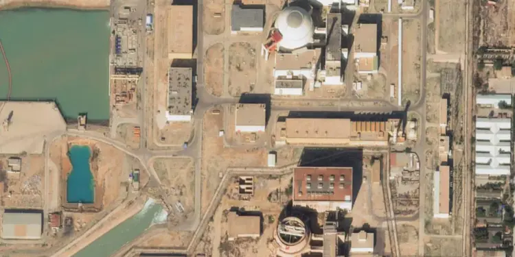 إيران  تعلن هجوم أميركي وإسرائيلي على محطة بوشهر النووية