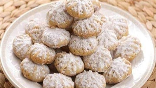كحك العيد كما صنعته الجدات.. وصفة تعيد عبق الزمن الجميل