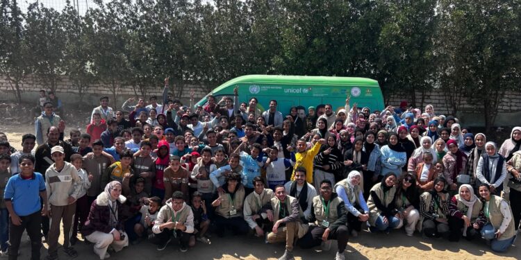 بالتعاون مع اليونيسف.. ختام فعاليات قافلة الشباب والمناخ بالمنيا بعد 3 أيام من الأنشطة البيئية