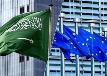 الدفاع السعودية تعلن إحباط 5 مسيرات قرب قاعدة الأمير سلطان الجوية