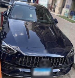 القبض على المتهم في واقعة التعدي بسيارة تحمل شعار مجلس النواب بمصر الجديدة
