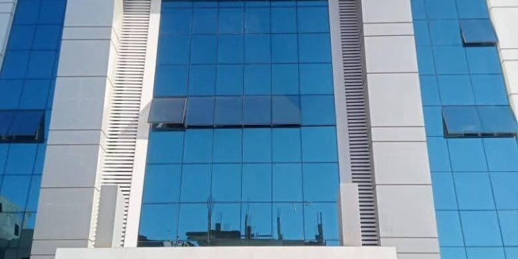 الصحة تعتمد 4 منشآت طبية متخصصة لتعزيز جودة الرعاية الصحية