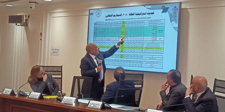 وزير الكهرباء يلتقي رئيس البرلمان ويطمئن النواب على منظومة الطاقة