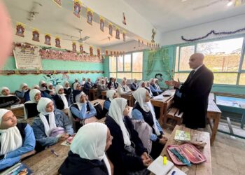 وزير التربية والتعليم يواصل جولته التفقدية في قنا لمتابعة العملية التعليمية