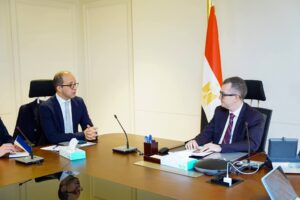 وزير التخطيط يبحث مع «الإيفاد» تعزيز الأمن الغذائي وتوسيع دعم صغار المزارعين