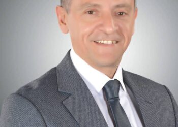 عمرو لاشين يستقبل مرجريت صاروفيم لبحث تعزيز الحماية الاجتماعية في أسوان