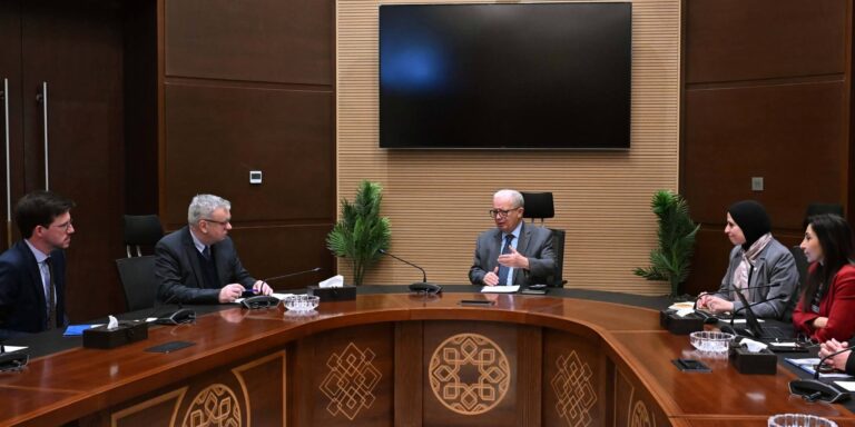 بحث سبل تعزيز التعاون الاقتصادي بين مصر وألمانيا والهند