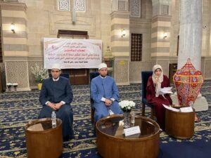 الملتقي الفكري الثاني للطلاب الوافدين بمسجد السيدة زينب يناقش ” أثر الدرس اللغوي في إعجاز القرآن”