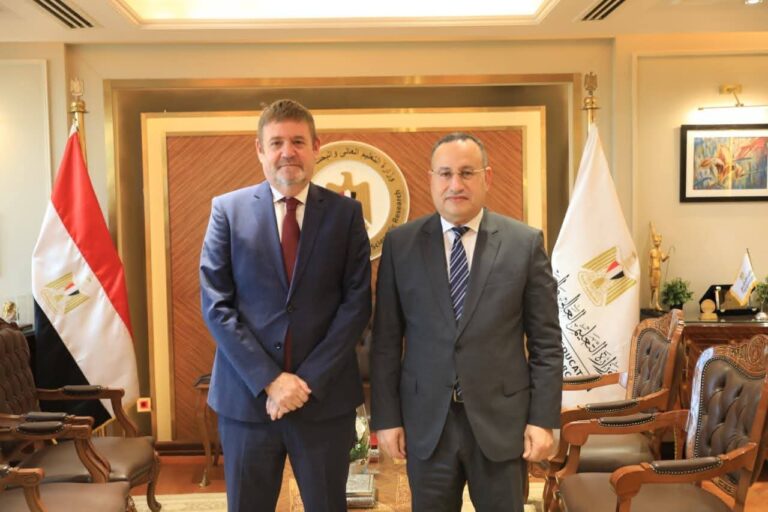 وزير التعليم العالي يبحث مع المجلس الثقافي البريطاني تعزيز التعاون الأكاديمي والبحثي بين مصر والمملكة المتحدة