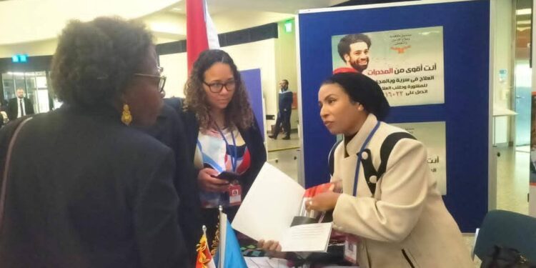 توافد وفود دولية على معرض مصر لمكافحة الإدمان بالأمم المتحدة بفيينا للتعرف على التجربة المصرية