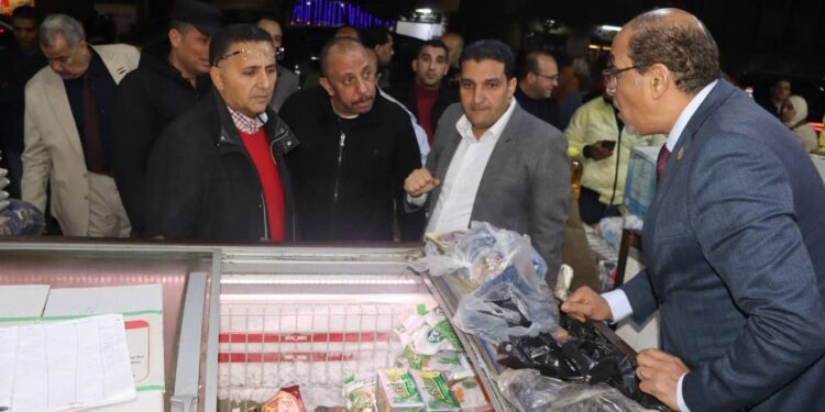 ضبط 9 مخالفات خلال حملة مفاجئة لحماية المستهلك بأسواق القليوبية