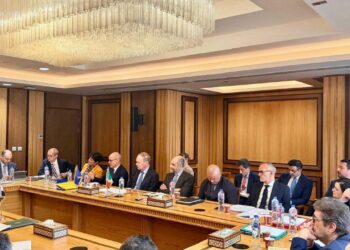 مصر تتفق مع إيطاليا والاتحاد الأوروبي على فتح قنوات شرعية للهجرة ودعم العمالة