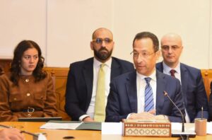 تنسيق حكومي لدعم المصريين بالخارج.. وزراء الاتصالات والخارجية والتعليم يناقشون تطوير الخدمات وتيسير الإجراءات