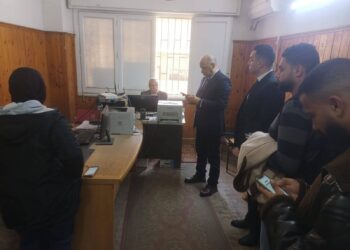 زيارة مفاجئة لوزير العمل تكشف خفايا مكاتب مدينة نصر والوايلي وتطلق فيديو جديد لخدمة “كعب العمل”