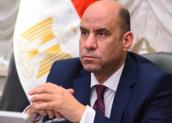 لتوحيد مواعيد الإجازات الرسمية لكافة العاملين بقطاعات الدولة المتنوعة.