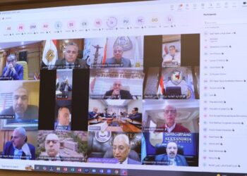 التعليم العالي يطلق خطة عاجلة لربط الدراسة بسوق العمل