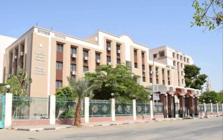 إنقاذ طفلة من نزيف حاد بتدخل دقيق في مستشفيات سوهاج الجامعية