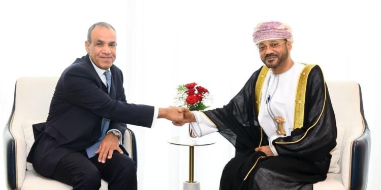 مصر تؤكد تضامنها مع عمان وتدين الاعتداءات على دول الخليج