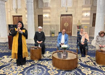 من رحاب عقيلة بني هاشم .. “الأعلى للشئون الإسلامية” ينظم لقاءً تثقيفيًّا لذوي الهمم