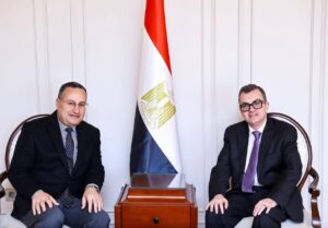 وزيرا التخطيط والتعليم العالي يناقشان الخطة الاستثمارية 2026/2027 وتعزيز تنافسية الجامعات المصرية دوليًا