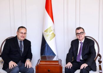 وزيرا التخطيط والتعليم العالي يناقشان الخطة الاستثمارية 2026/2027 وتعزيز تنافسية الجامعات المصرية دوليًا