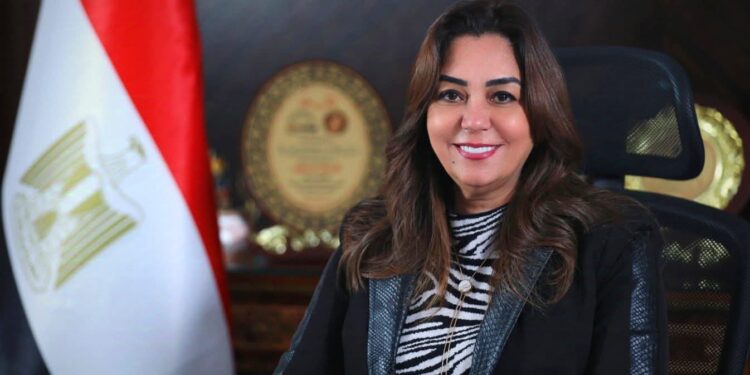 تسريع تقنين أراضي الدولة وإصدار عقود جديدة بالمحافظات