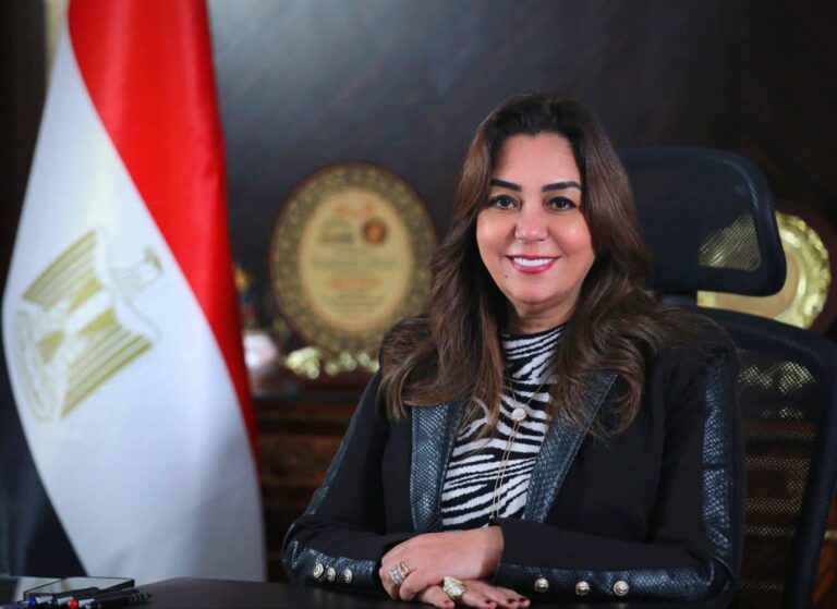 تسريع تقنين أراضي الدولة وإصدار عقود جديدة بالمحافظات