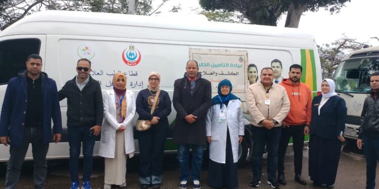 الصحة: تقديم نحو 4700 خدمة طبية مجانية عبر القوافل العلاجية خلال أيام عيد الفطر