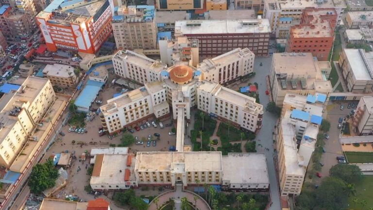 مستشفيات جامعة المنصورة تواصل التألق الطبي