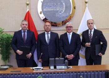 انطلاقة قوية لتطوير ميناء السخنة وتعزيز الشراكة اللوجستية