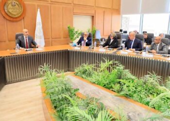 توجيهات حاسمة للانضباط بالمدارس والقضاء على الفترات المسائية بحلول 2027