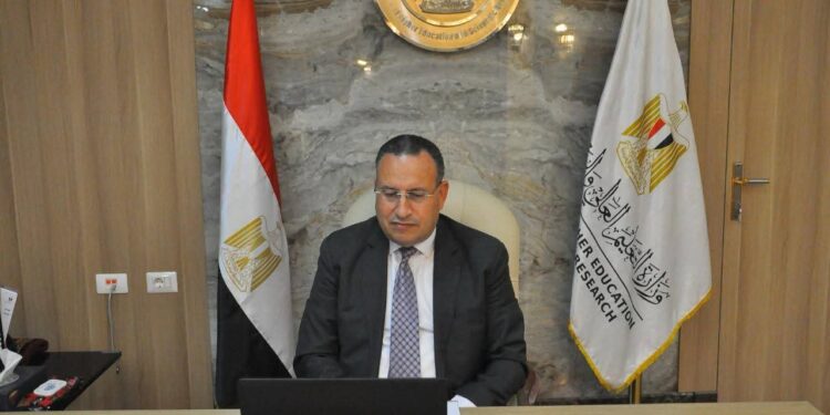 إنجاز علمي مصري لاكتشاف نوع جديد من أسلاف القردة العليا